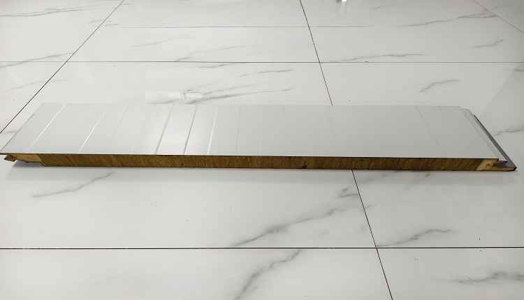 950型聚氨酯封邊巖棉復合板